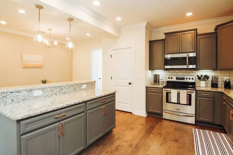 80247127 f944 42db a70b e94ed92fcc09