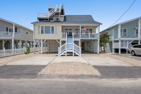 You will be singing Sweet Caroline all week at this fantastic channel home.