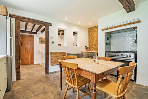 The Glen Kitchen - StayCotswold