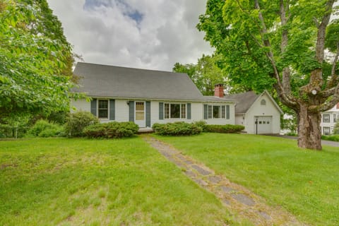 Farmington Vacation Rental | 3BR | 1.5BA | Stairs Required | 2,300 Sq Ft