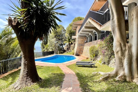 Holiday Home Swimming Pool