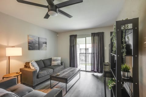 Montgomery Vacation Rental | 1BR | 1BA | 505 Sq Ft | Stairs to Enter