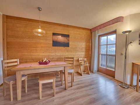 3-raum-ferienwohnung 12, Erdgeschoss - Alte Schmiede Apartment in Oberstaufen