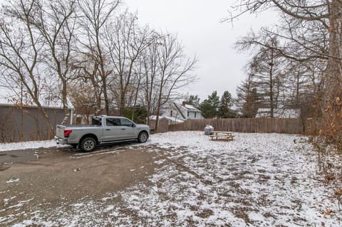 large private parking lot located just behind the house