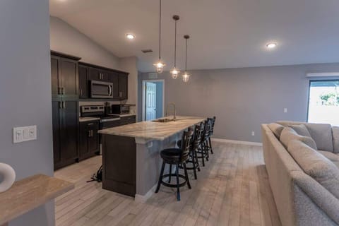 More photos of kitchen