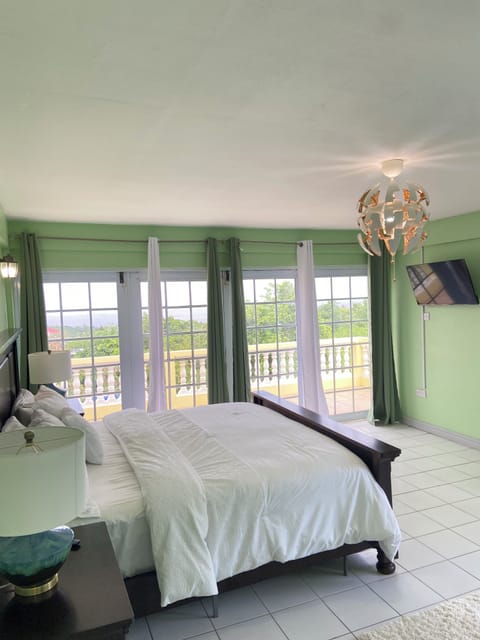 OceanView King Master bedroom