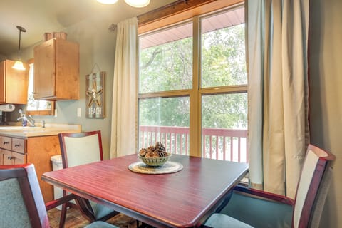 Dining Area | Dishware/Flatware | Trash Bags/Paper Towels