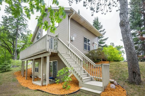 Exterior | Bedroom/Full Bathroom on 1st Floor | Pet Friendly w/ Fee