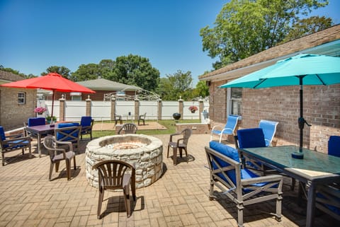 Hampton Vacation Rental | 5BR | 2BA | 2,400 Sq Ft | Step-Free Access