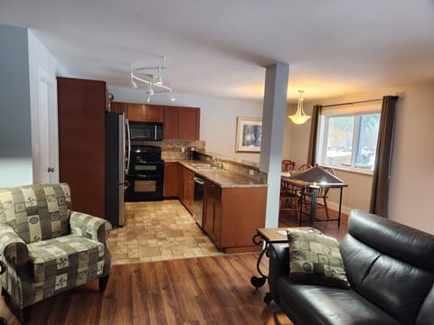 Living room/Kitchen/Dining room