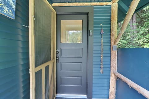 Keypad entry and ring video doorbell