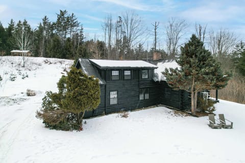 Exterior VIew Alternate