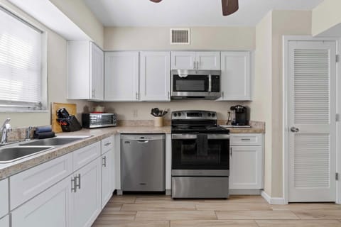 Fully equipped kitchen for family meals.