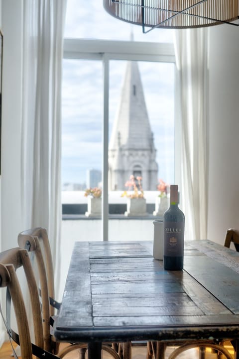 Stunning dining room view