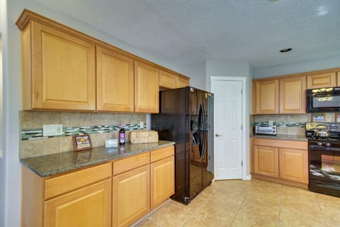 Kitchen | Cooking Basics | Dishware/Flatware