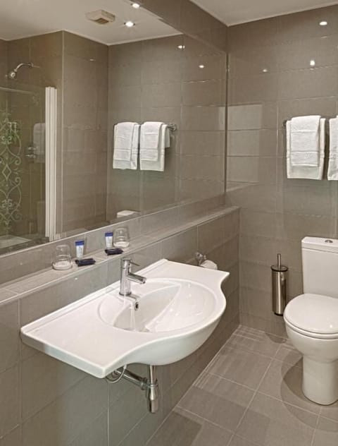 Bathroom with all the essentials needed