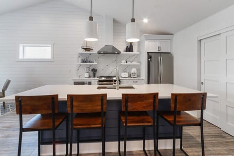 Kitchen Island with chairs