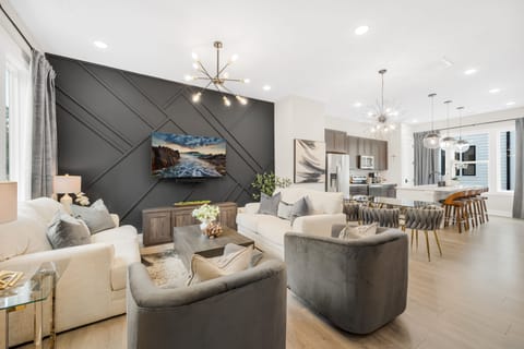 2nd Floor living area