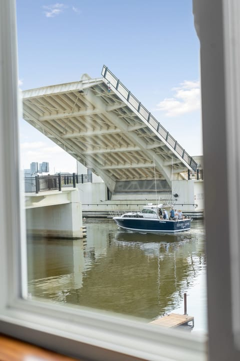 Piers can accommodate any boat size.  Drawbridge right next door.
