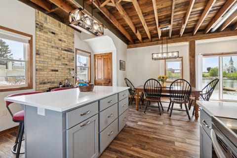 Plenty of seating for gathering.