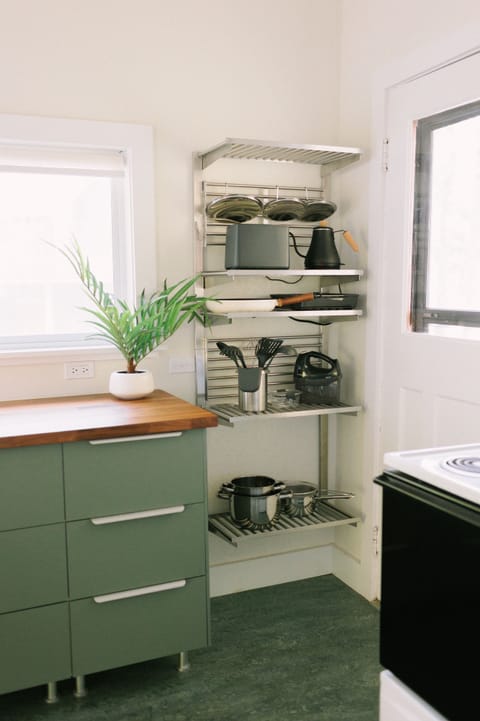 Kitchen (Main Level)