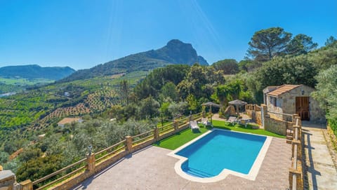 Villa Jael El Gastor by Ruralidays