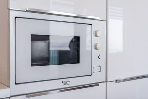 Fully-Equipped Kitchen Details (First Floor)