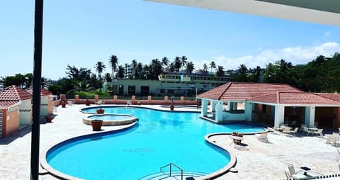 Resort style pool with a kiddie pool