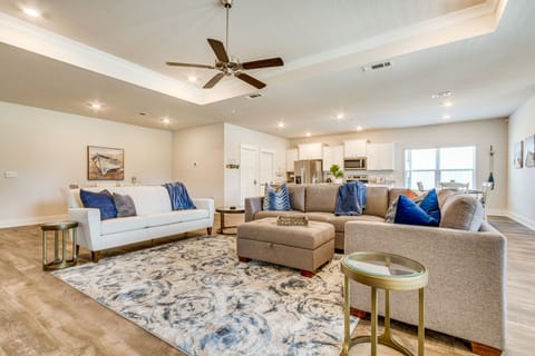 Gulf Breeze Vacation Rental | 4BR | 3BA | 2,304 Sq Ft | Stairs Required