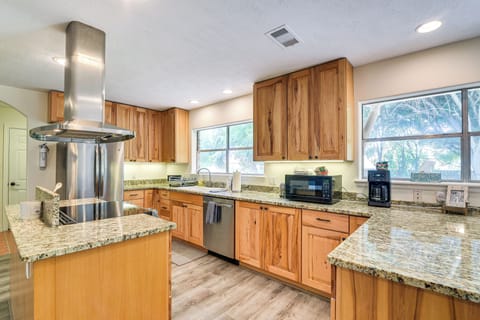 Galveston Vacation Rental | 3BR | 2BA | 1,935 Sq Ft | Step-Free Access