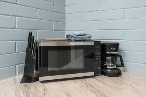 "We loved this spot that had everything you needed as a home base while you enjoy the charm of coastal Rockaway Beach." - Steven