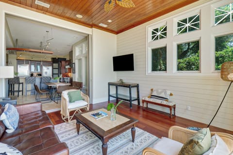 23 Black Skimmer | Sun Room