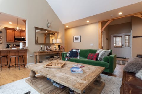 The Lodge at Snow Mountain Farms | 5 BDR | 3 BA | 3,500 sqft