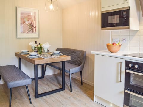 Kitchen/diner | Mutton Hill Cottage, Pembroke