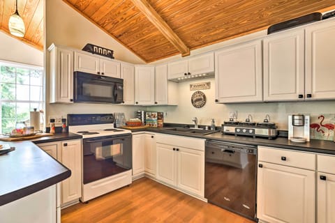 Kitchen | Cooking Basics | 2nd Floor
