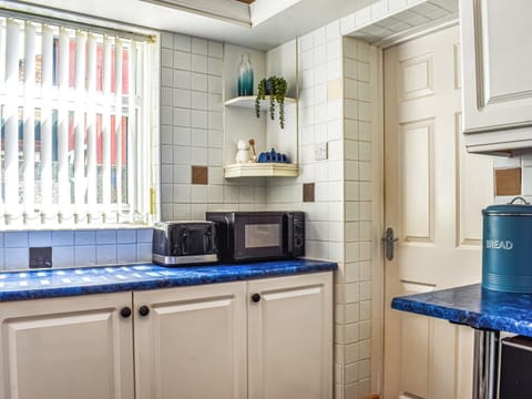 Kitchen | Beachcomber Cottage, Skinningrove, near Saltburn-by-the-Sea
