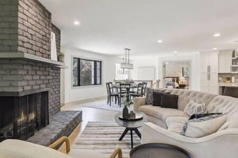 Fd2eaeba f191 4388 a44b 4f29c5569b57