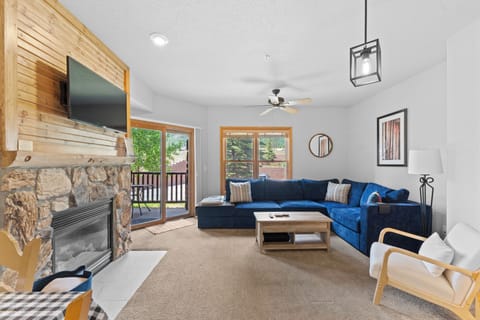 Hidden River Lodge #5942