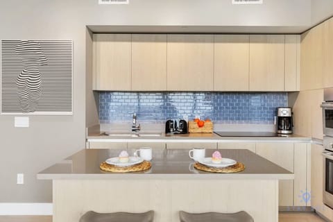 Fully-equipment kitchen