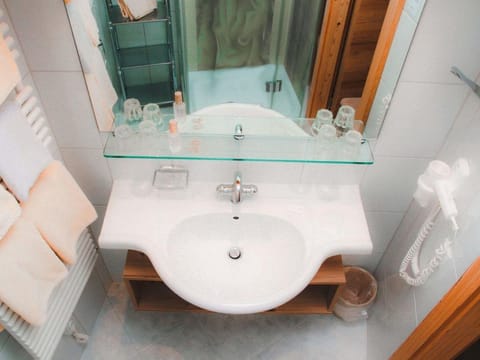 Apartment Basecamp - People's Hotel Bed and Breakfast in Piesendorf