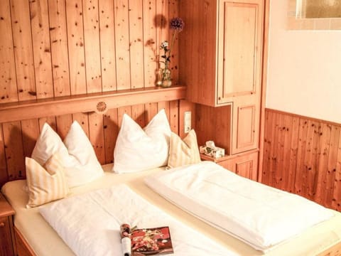 Apartment Riverside Typ A - People's Hotel Bed and Breakfast in Piesendorf