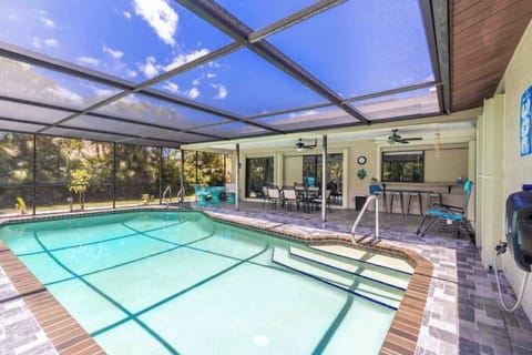 Pool & Lanai