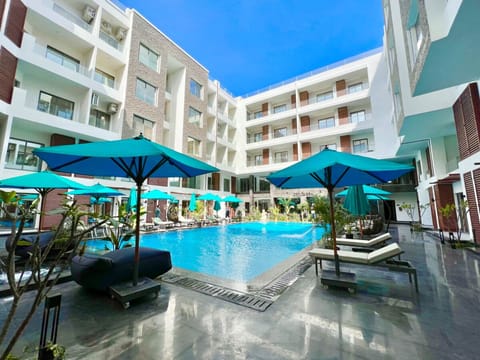 Main Pool