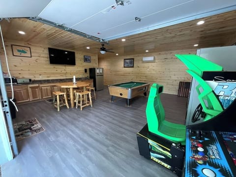 Musky Lounge is a great place to share a pizza or even a game of twister anyone?