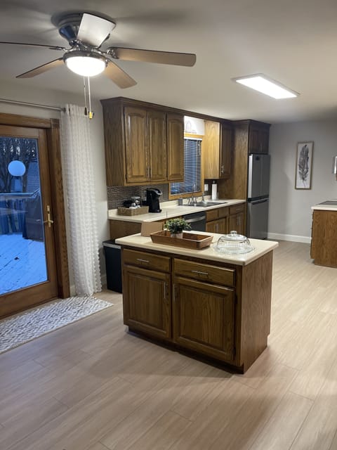 Spacious kitchen and meal prep