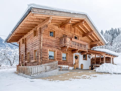 Holiday Home Exterior [winter]