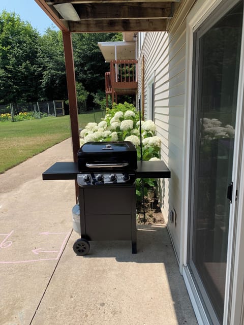 Grill for your cooking needs. Please pull at least 3 feet from house when in use