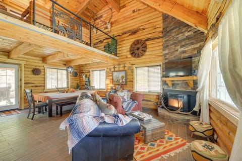 Kemmerer Vacation Rental | 2BR | 1.5BA | 1,500 Sq Ft | Step-Free Entry