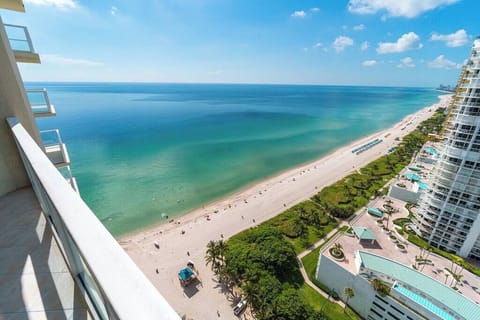 26th floor apartment - amazing ocean views