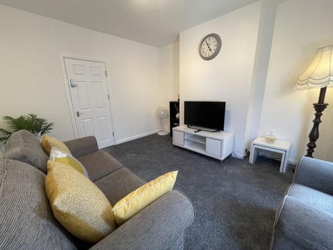 Living Room / Lounge